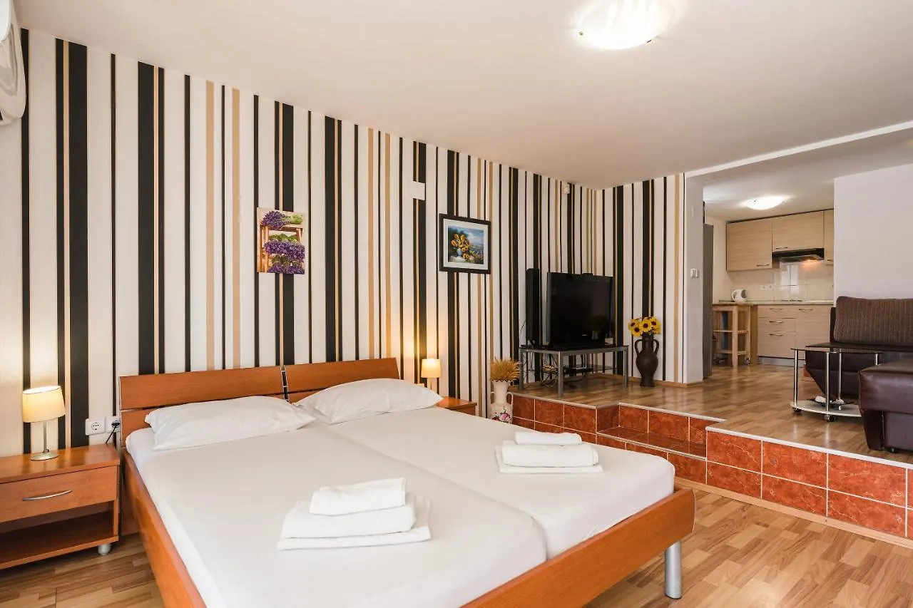 Apartments Novoselic Dramalj Croatia