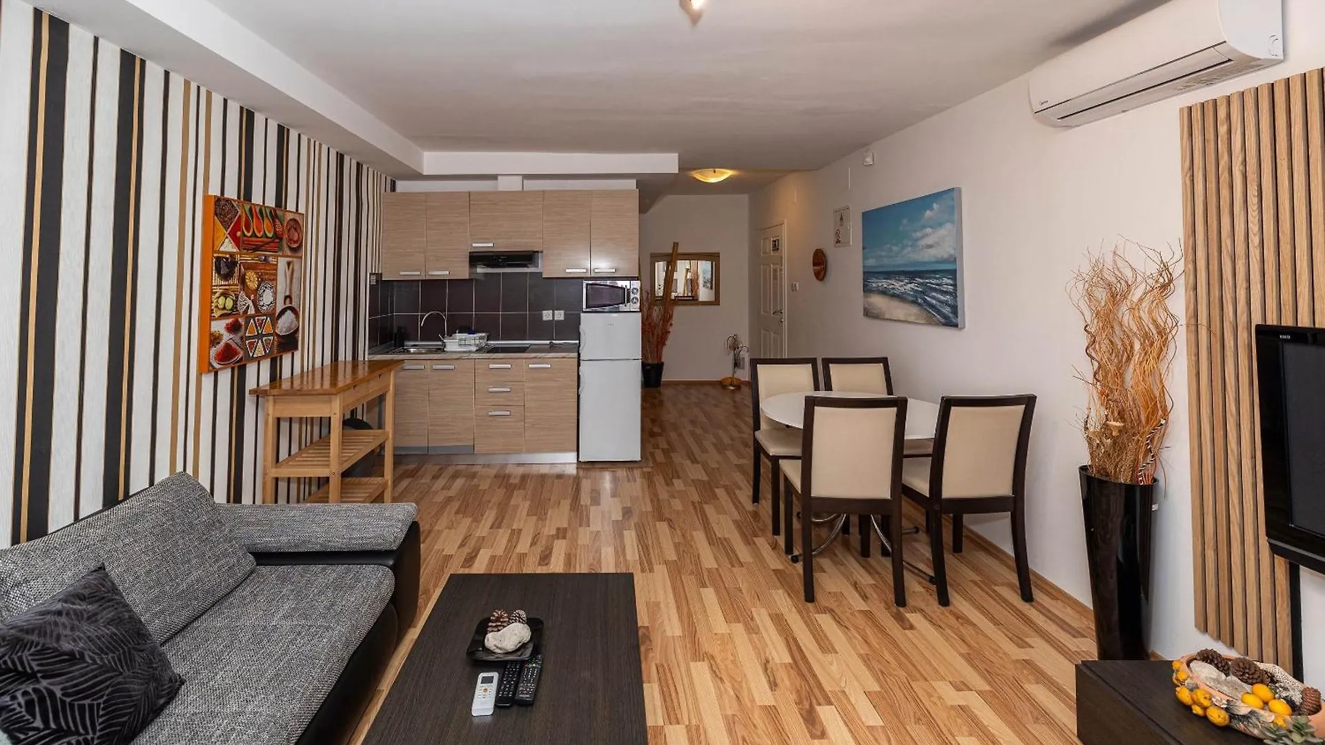 Apartments Novoselic Dramalj