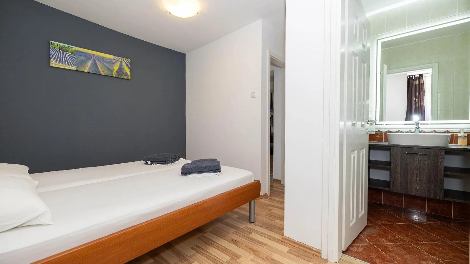 Apartments Novoselic