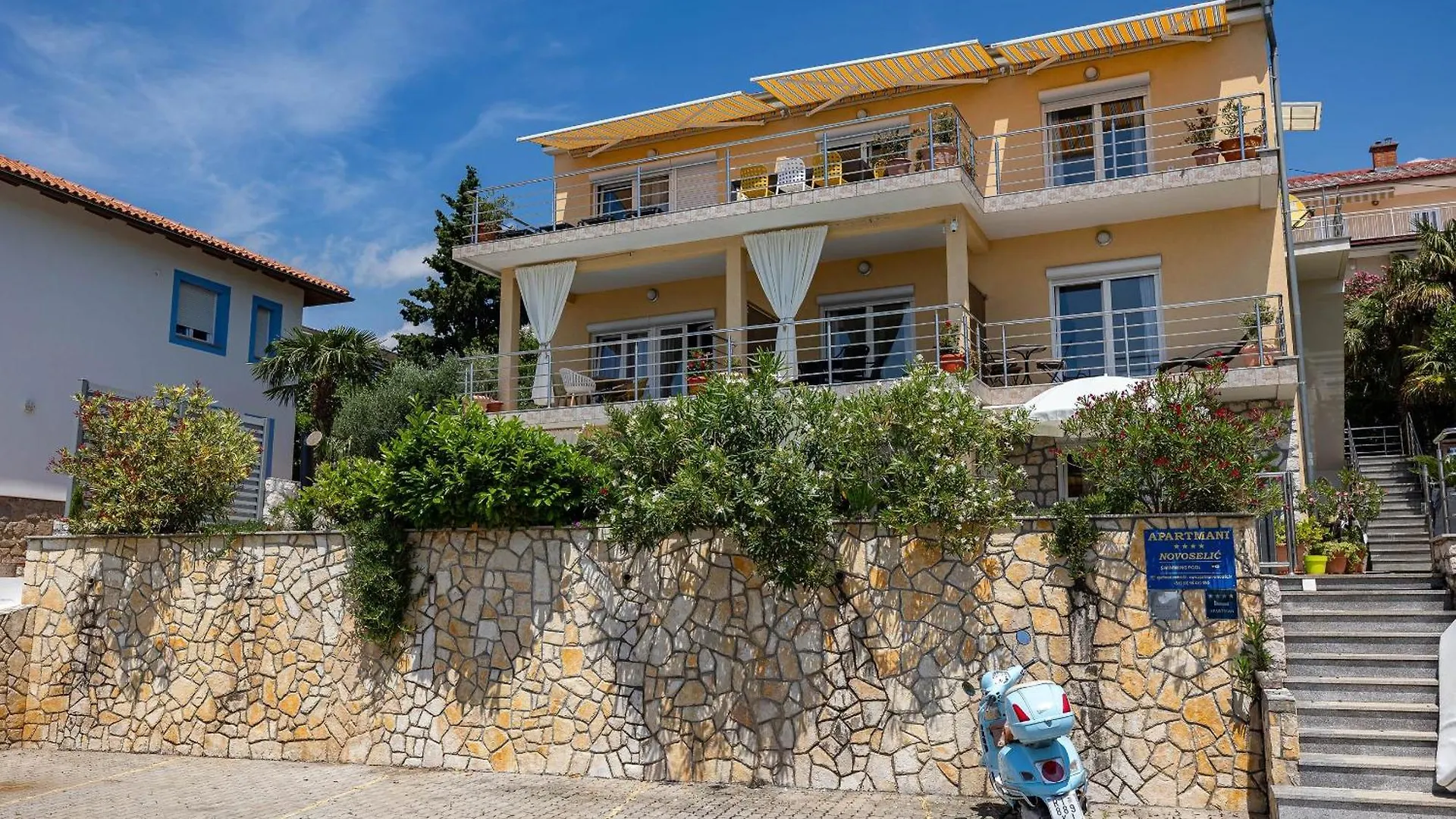 Apartments Novoselic